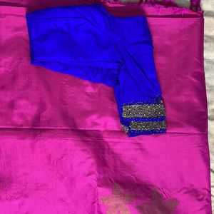 BuyOneGet1Free Saree And OneSet Bangles