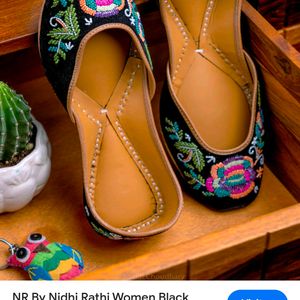 Leather Jutti For Women (Ballerinas)