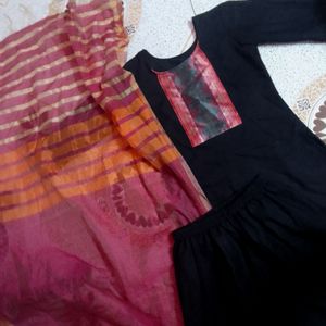 Kurta Set With Banarasi Duppata