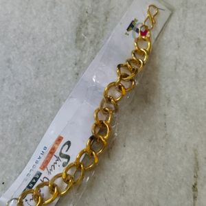 golden chain bracelet