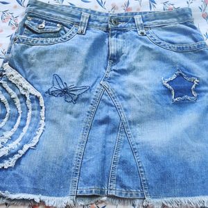 PRICE REDUCED!! BLUE DENIM SKIRT from Lee