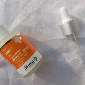 Branded (The Derma Co) 1%Hyaluronic Suncream Serum