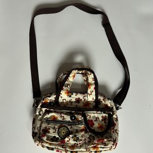 Kipling Floral Bag 🌸🌿💕