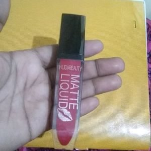 Combo Pack -Huda Beauty Matte Lipstick And Luxe Bo