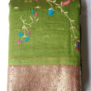 Embroidery Pattu Saree