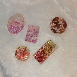 Resin pendant