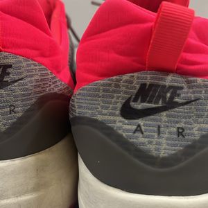 NIKE AIR SHOES Made In Vietnam Bough From Dubai