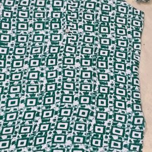 Beautiful Sleeveless Green Kurti For Women