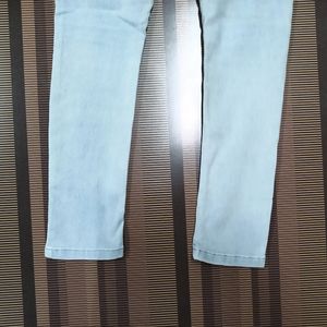 V-87 Size-28 Slim Fit Women Denim Jeans