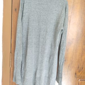 Full Sleeves Shrug In Good Condition