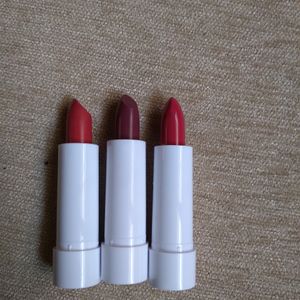 New Myglamm Mini Lipstick Kit