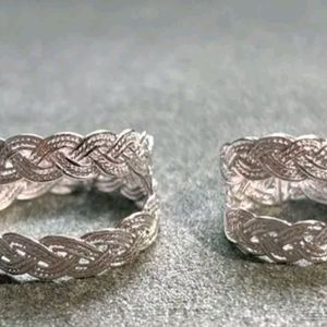 Beautiful Silver Bichiya (Toe Ring)