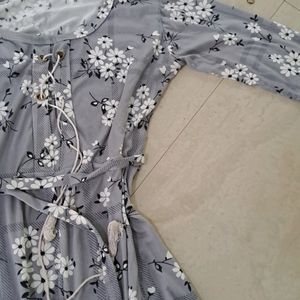 Beautiful florale printed dress