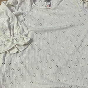 White Top Bust 40-42