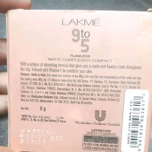 Lakme 9 to 5 Compact Powder