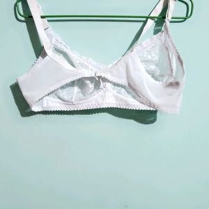 Everyday White Wirefree Bra Cup C