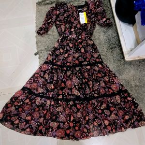 Quality Black&Rust Orange Floral Print Tiered Midi