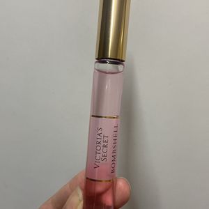 Victorias Secret Bombshell perfume rollerball