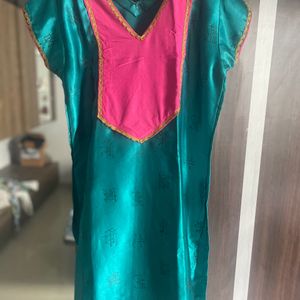 Stiched Silk Comfort Ladies Kurti L Size