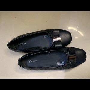 Black Flat Shoe