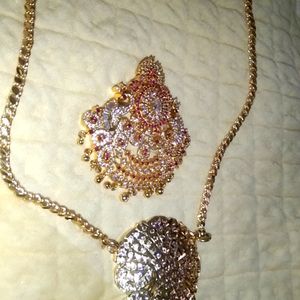 Combo Pendant With Dollar Chain