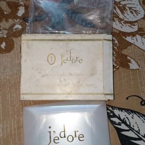 Jedore Professional And Luxury Make Up