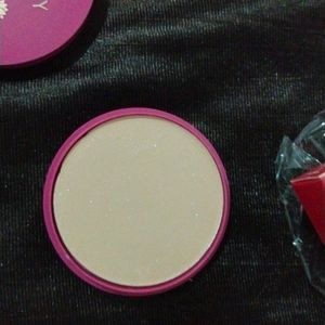 HUDA Beauty BB Compact Powder 2 In 1