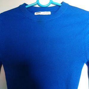 Blue Long Sleeve Crop Top