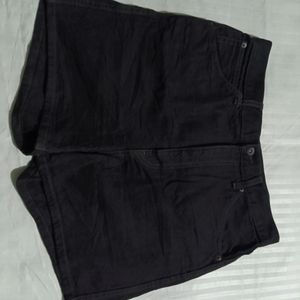 UNIQLO Women Shorts