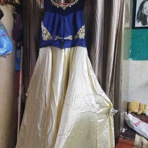 Gown To Wear In Festive Season