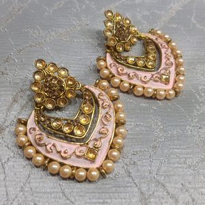 New Earings Pair Trending