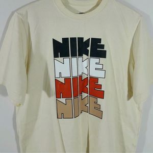 Nike Tshirt