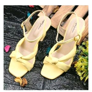 Pastel yellow Heels