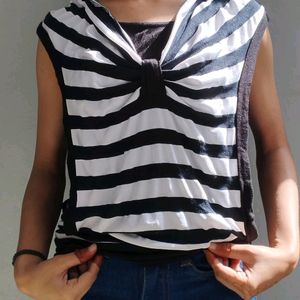 Black And White Stretchable Top