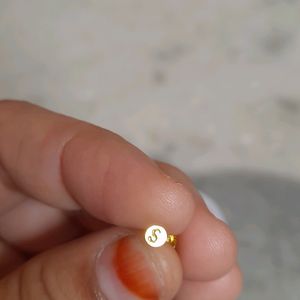 Beautiful Very Small Stone Nosepin