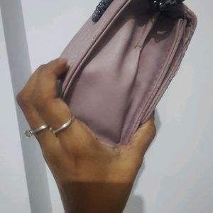 IMPORTED PREMIUM QUALITY SLING BAG AT SALE