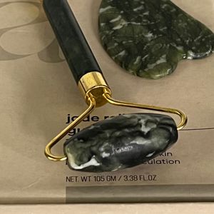 mars Jade Roller and Gua Sha