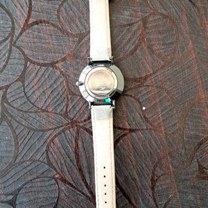 Unisex Strap Watch