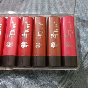 *COMBO* Set Of 10 Lipsticks With Box