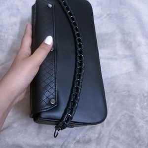 Classy Balck Hand Bag