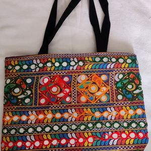 Traditional Tote bags