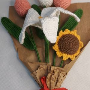 Bouquet 💐 Woolen Flower