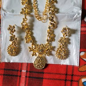 Necklace and earing Sets