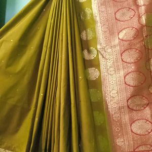 Olive Saree