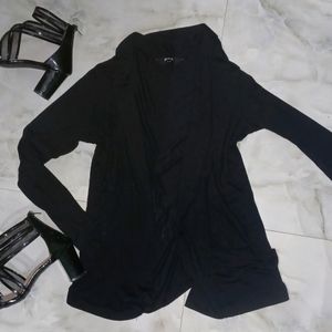 MAX black Shrug, S/10