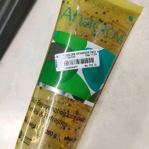 Ahaglow Face Wash