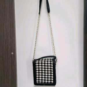 Box Sling Bag