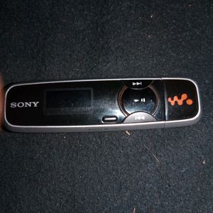 Sony Walkman model nwz-B133f