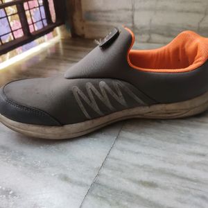 Daily Walk Shoe For Sale