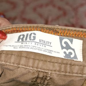 RIG By Pantaloons Brown Cargo Shorts, Waist - 32